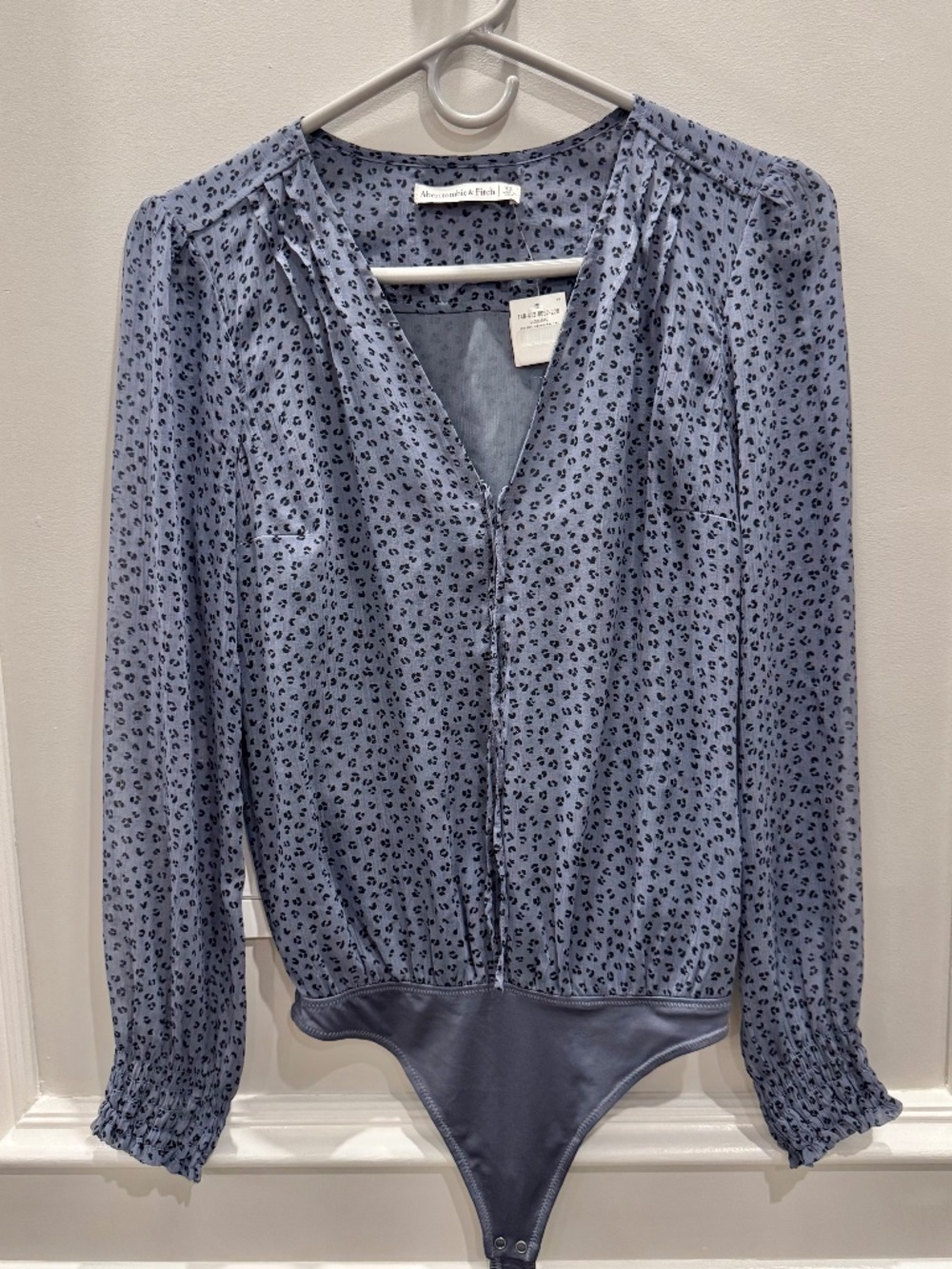 Abercrombie & Fitch Blue Animal Print Long Sleeve Bodysuit XS